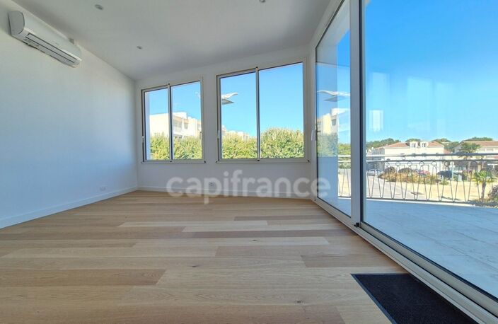 Appartement à vendre 3 pièces SAINT PALAIS SUR MER (17) - Terrasse — photo 3