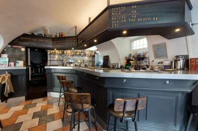 Commerce 2 pièces 145000 €