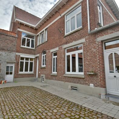 Maison 8 pièces 739000 €