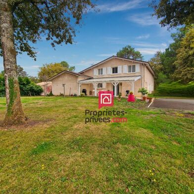 Maison 8 pièces 394670 €