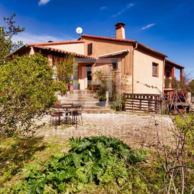 Maison 7 pièces 710000 €