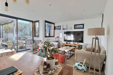 Maison 8 pièces 560000 €