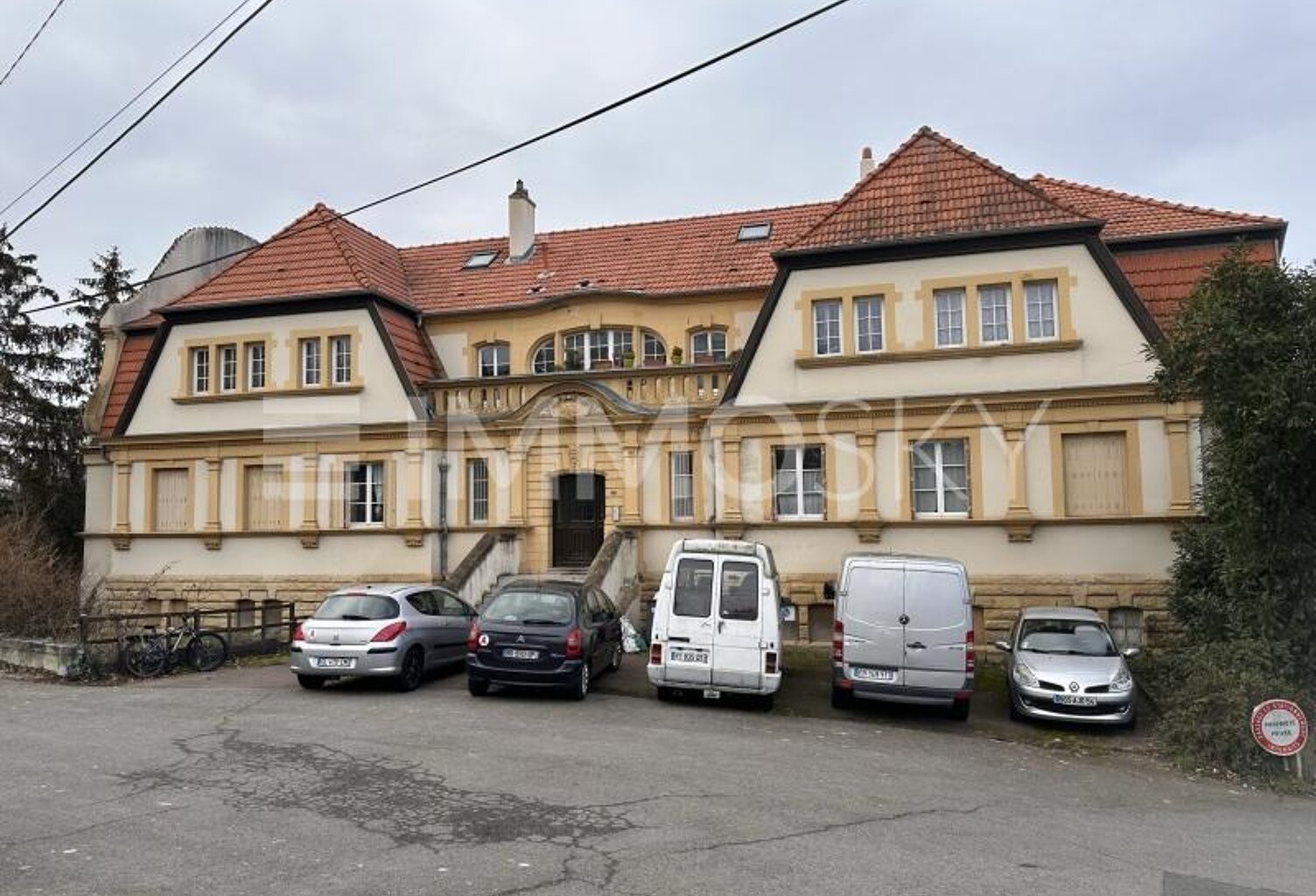 M573102  GRAND APPARTEMENT F2 A VENDRE A METZ QUEULEU AVEC PARKING — photo 1