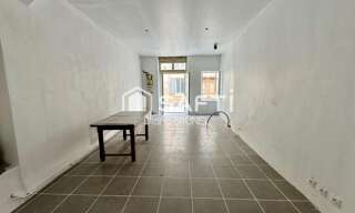 Immeuble  166 m² à vendre à La Tour-d'Aigues (84240)