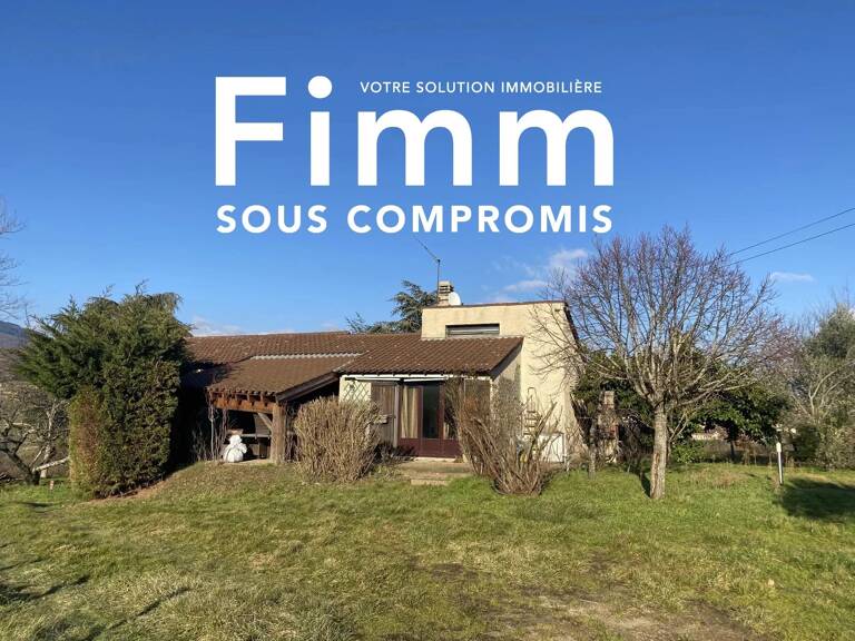 Maison avec terrain — photo 1