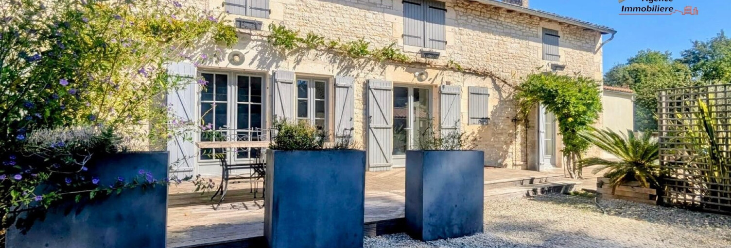 Maison 7 Pièces 249 m² à vendre à Magné (79460)