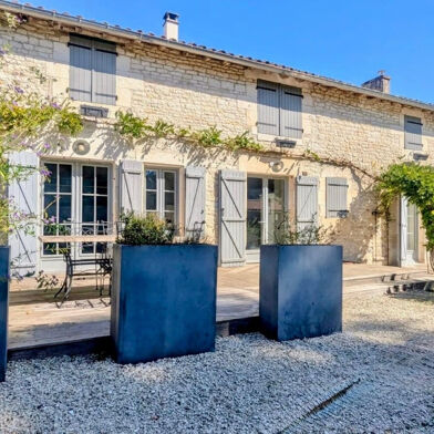 Maison 7 pièces 499200 €