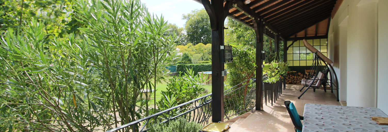 Maison 8 Pièces 190 m² à vendre à Puy-l'Évêque (46700)