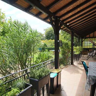 Maison 8 pièces 248400 €