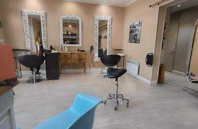 « Salon de coiffure clé en main   Quartier prisé du Champs-d — photo du bien