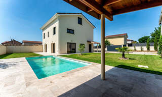 Maison 6 Pièces 240 m² à vendre à Tramoyes (01390)