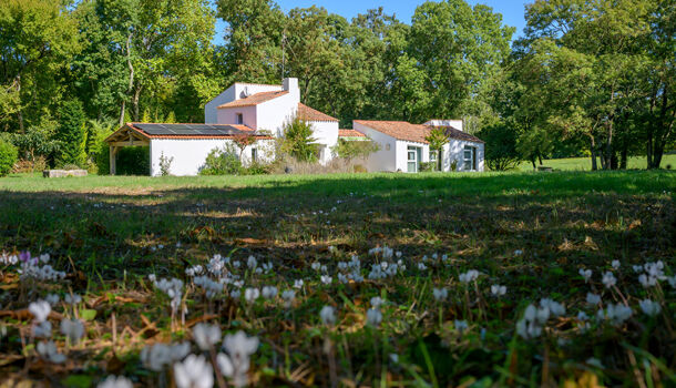 Villa / Maison 8 pièces  à vendre Marsilly 17137