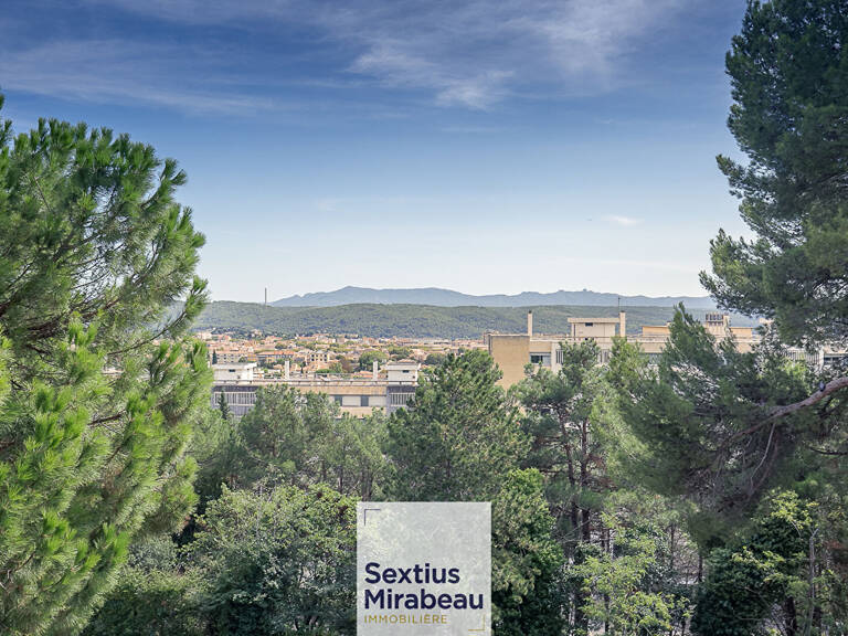 AIX-EN-PROVENCE - Appartement rénové avec ascenseur et terrasse — photo 1