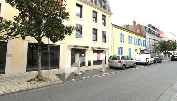Local commercial 3 pièces  à vendre Tarbes 65000
