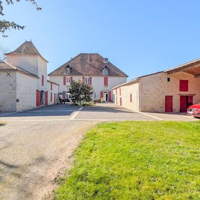 Maison 10 pièces 560000 €