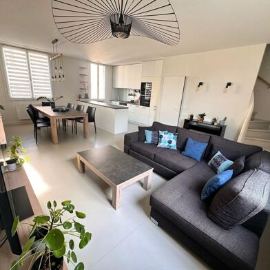 Maison 4 pièces 1748 €