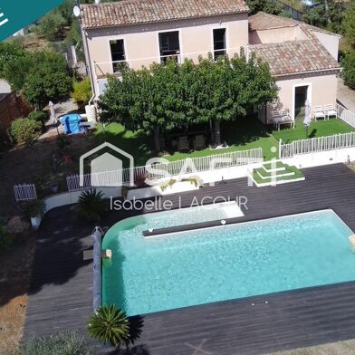 Maison 5 pièces 584000 €