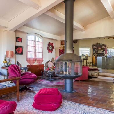 Maison 9 pièces 699000 €