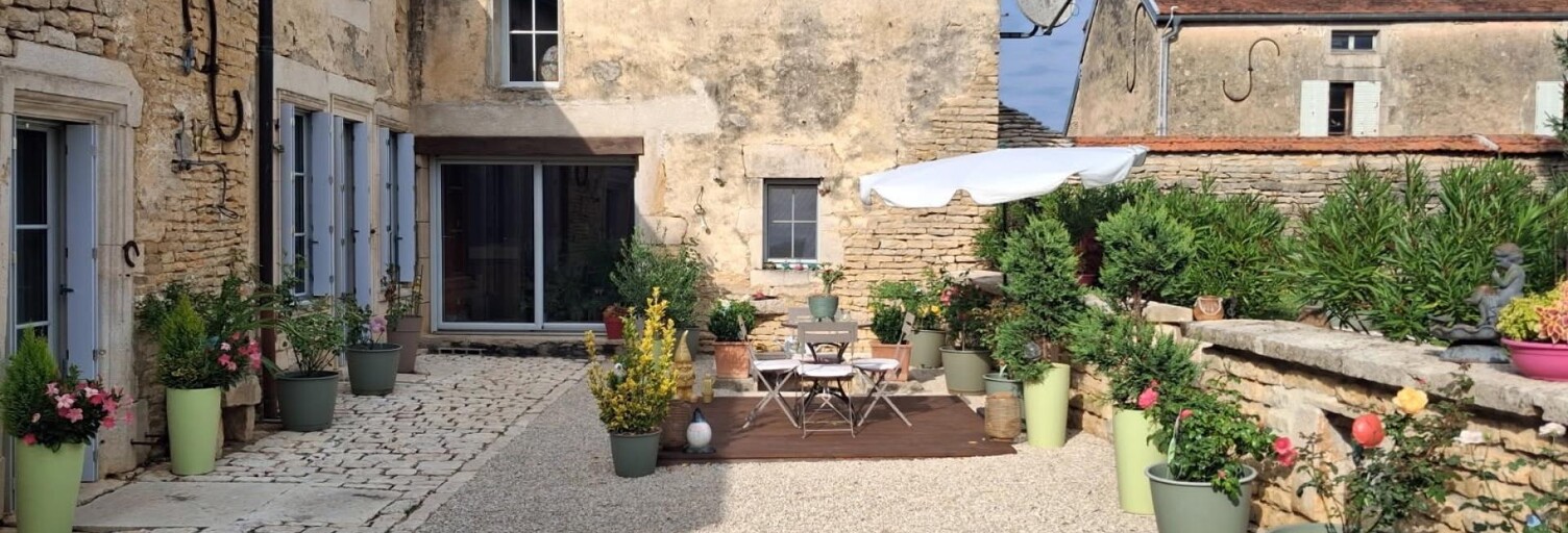 Maison 12 Pièces 284 m² à vendre à Prusly-sur-Ource (21400)