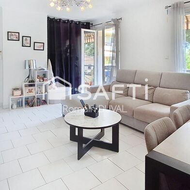 Appartement 4 pièces 319000 €