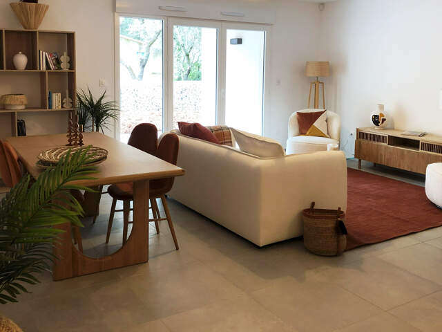 Appartement T3 avec terrasse, 2 garages — photo du bien