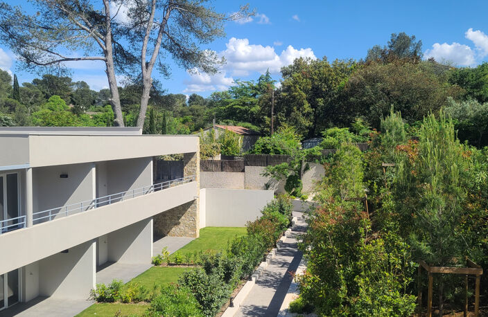 Appartement T3 avec terrasse, 2 garages — photo 3