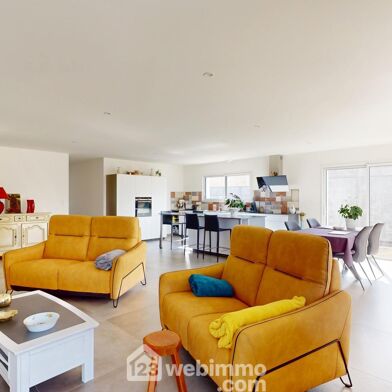 Maison 5 pièces 468700 €