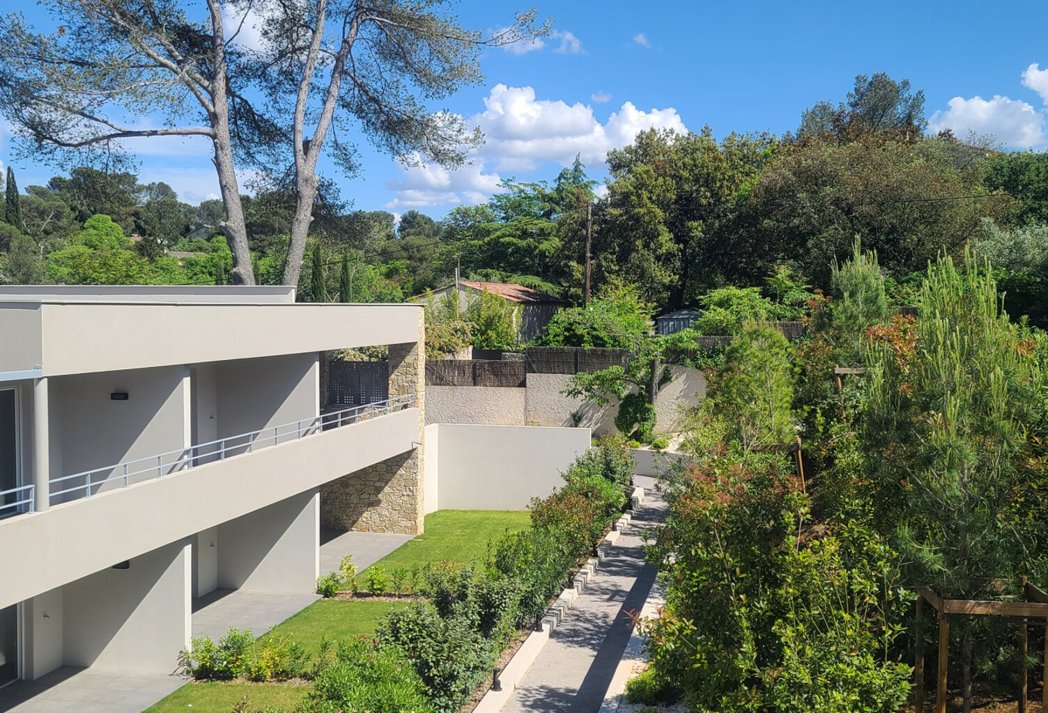 APPARTEMENT T4 (3 CH), PROCHE CENTRE VILLE. — photo 1