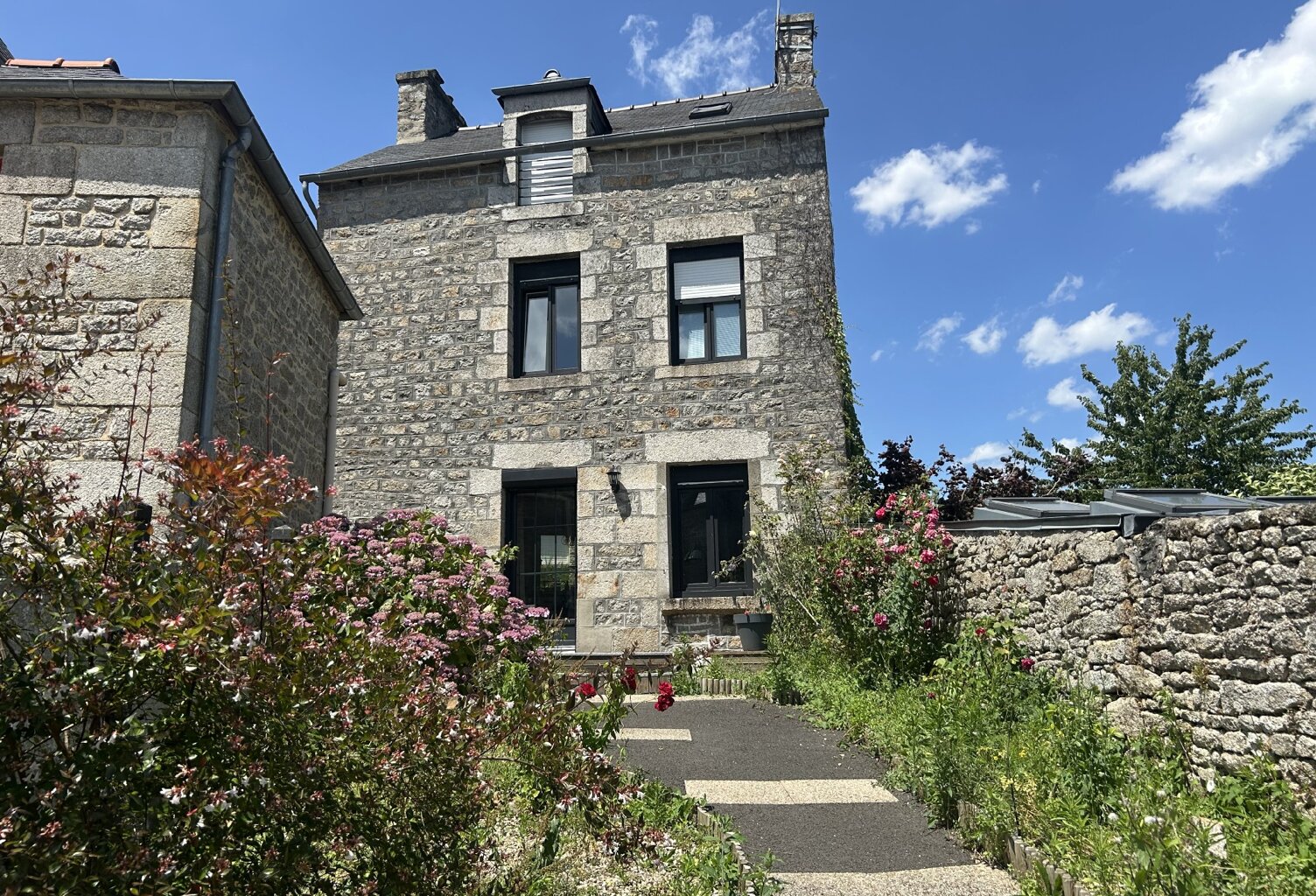 A VENDRE SOQUET IMMOBILIER DINAN - MAISON COUP DE COEUR RENOVEE -DINAN/QUEVERT - — photo 1