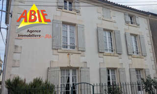 Maison 8 Pièces 205 m² à vendre à Saint-Hilaire-la-Palud (79210)