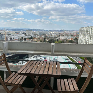 Appartement 5 pièces 525 €