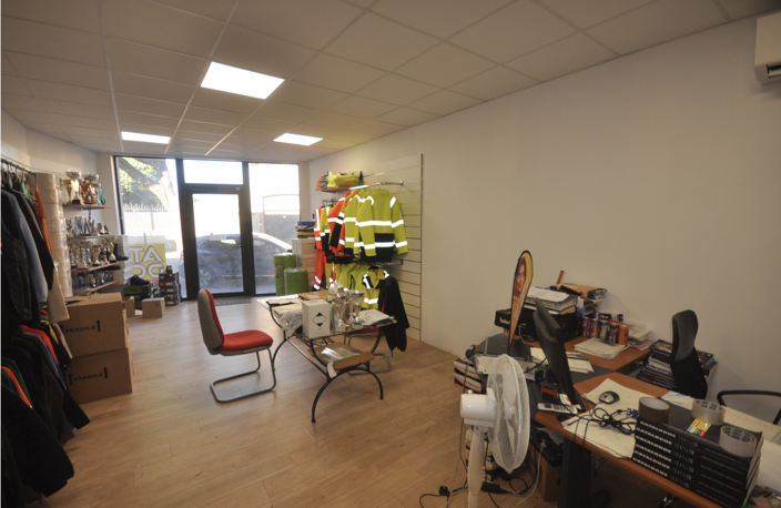 AUTERIVE-Local commercial 76 m2 sur la NATIONALE! — photo 3