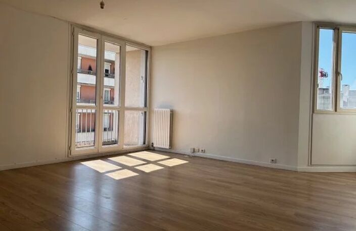 Sartrouville - Grand appartement familial – 5 pièces lumineux avec rangements. — photo 4