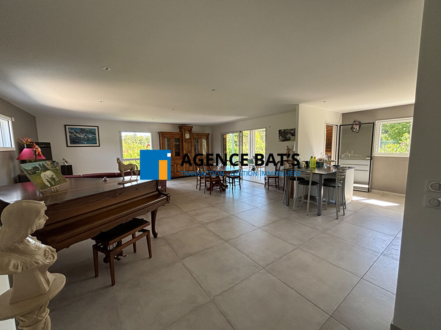 Photo Très belle maison saint just saint rambert image 2/4