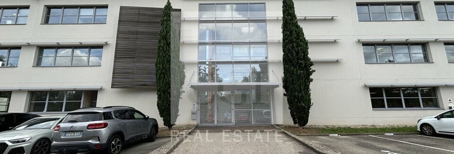 Bureau  345 m² à louer à Saint-Genis-Laval (69230)