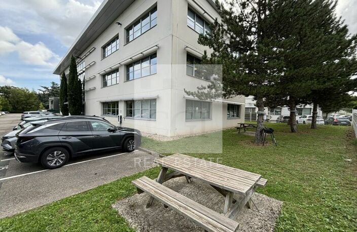 BUREAUX à LOUER — photo 2