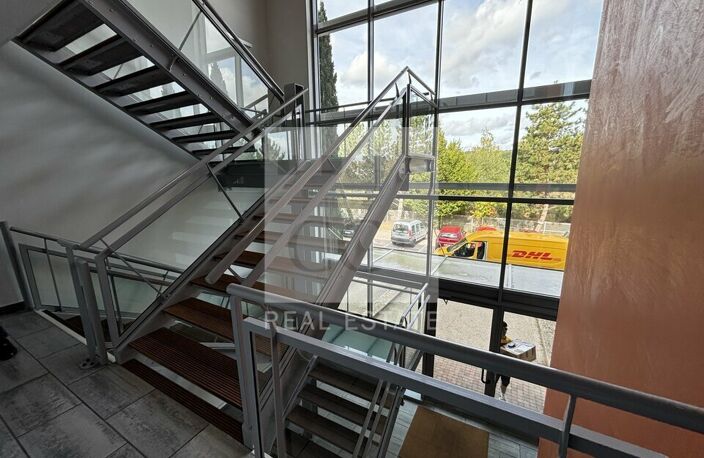 BUREAUX à LOUER — photo 3