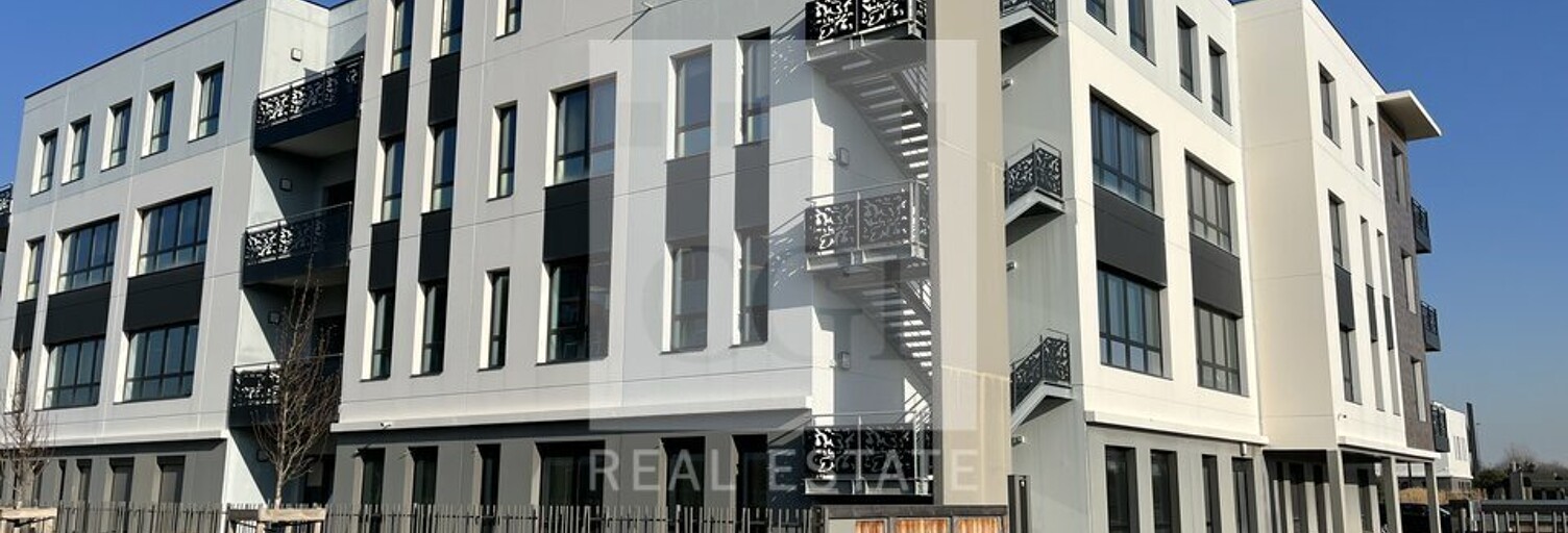 Bureau  281 m² à louer à Genas (69740)