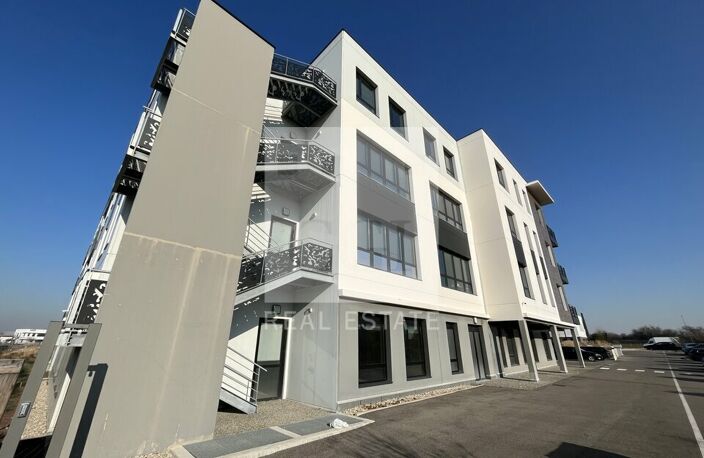BUREAUX à LOUER — photo 2