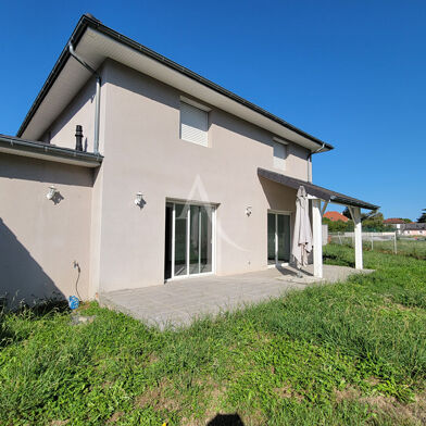 Maison 5 pièces 299000 €