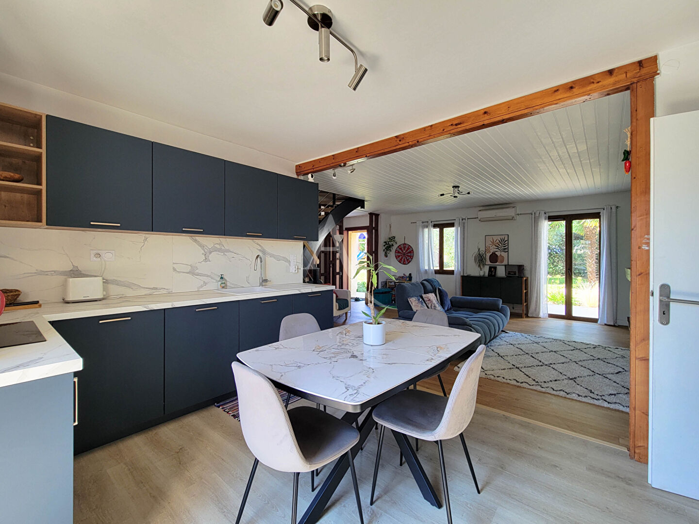 Villa / Maison  T7 à vendre Serres-Castet 64121