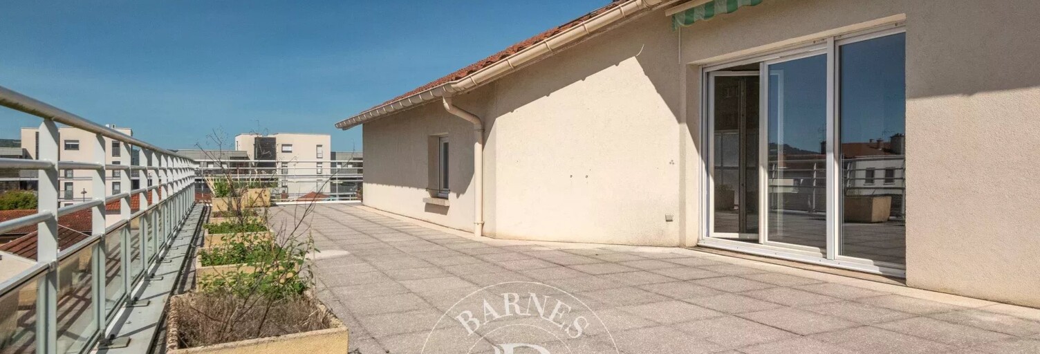 Appartement 6 Pièces 150 m² à vendre à Sathonay-Camp (69580)