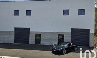 Immeuble  240 m² à vendre à Signes (83870)