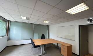 Commerce  470 m² à louer à Saint-Romain-de-Colbosc (76430)