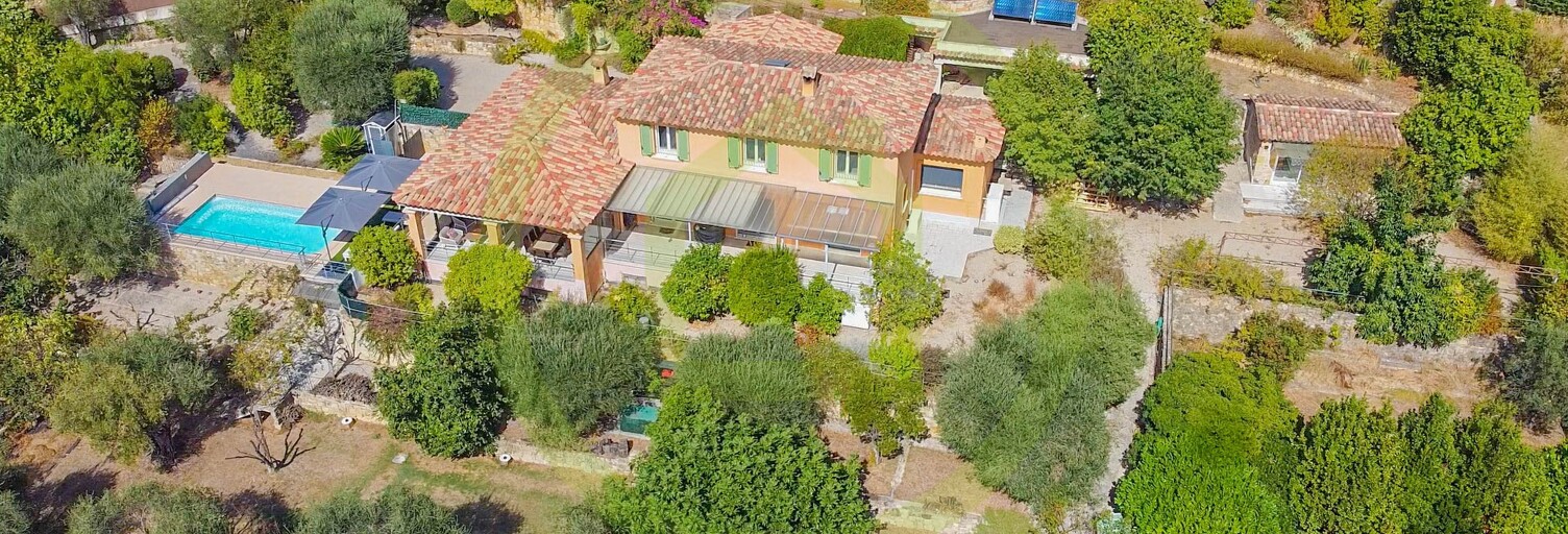 Maison 5 Pièces 423 m² à vendre à Châteauneuf-Grasse (06740)