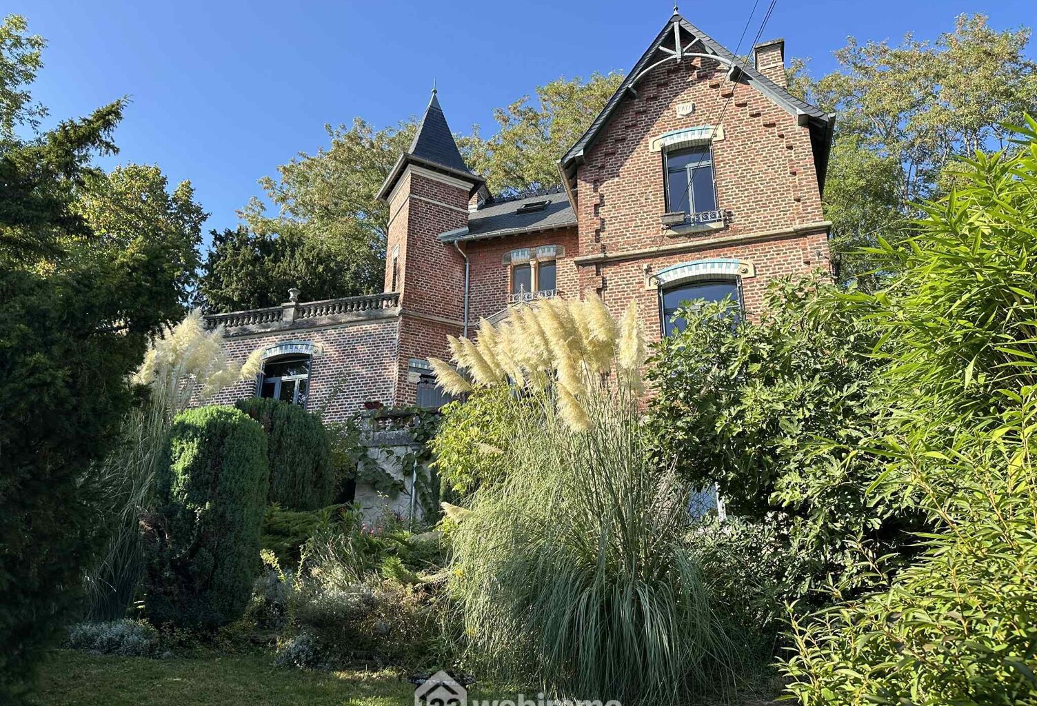 Maison - 187m² - Laon — photo 1