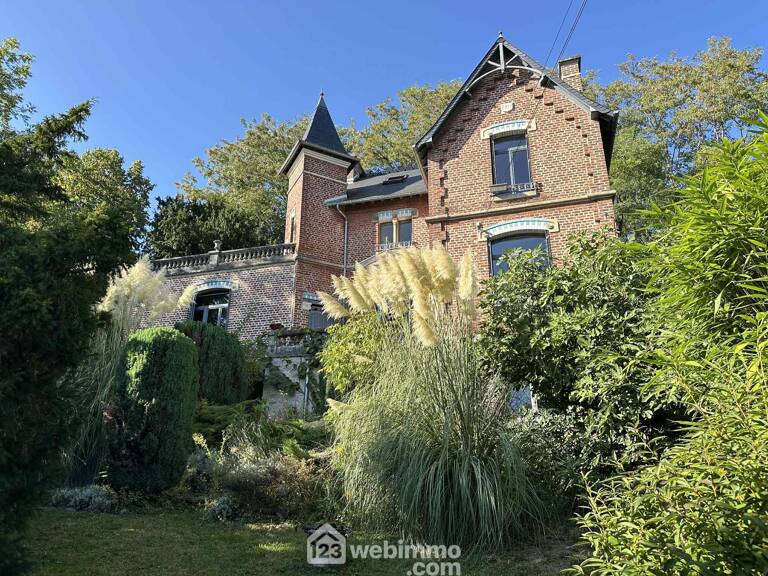 Maison - 187m² - Laon — photo 1