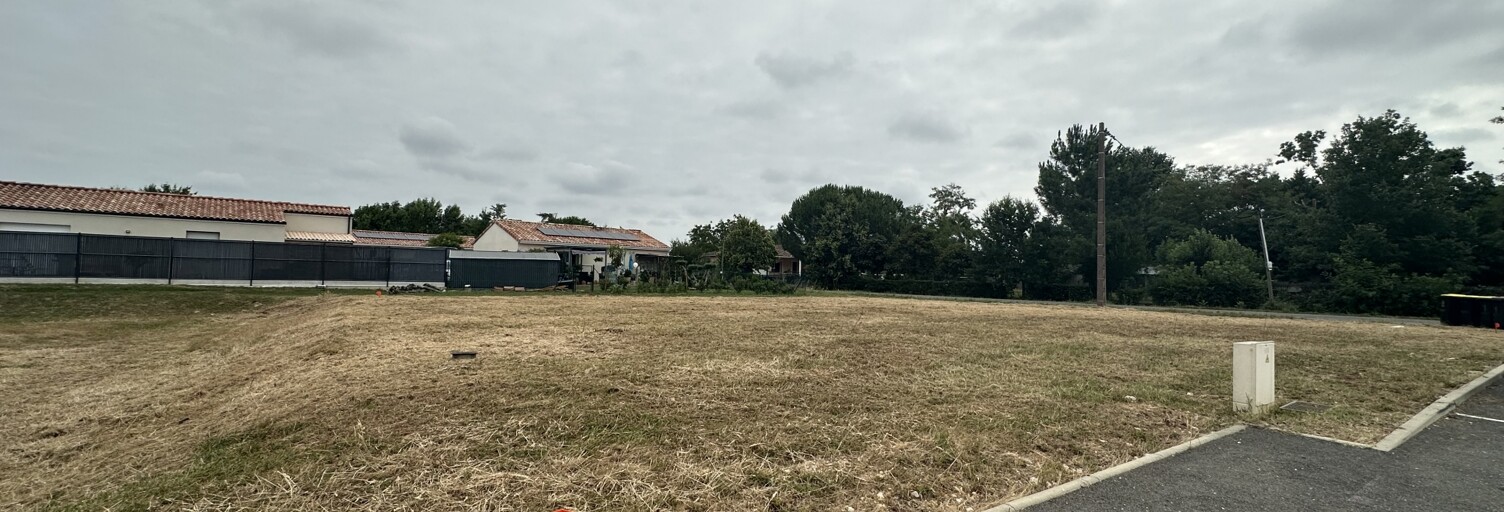 Terrain  621 m² à vendre à Nègrepelisse (82800)