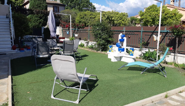 Villa / Maison 6 pièces  à vendre Hyères 83400