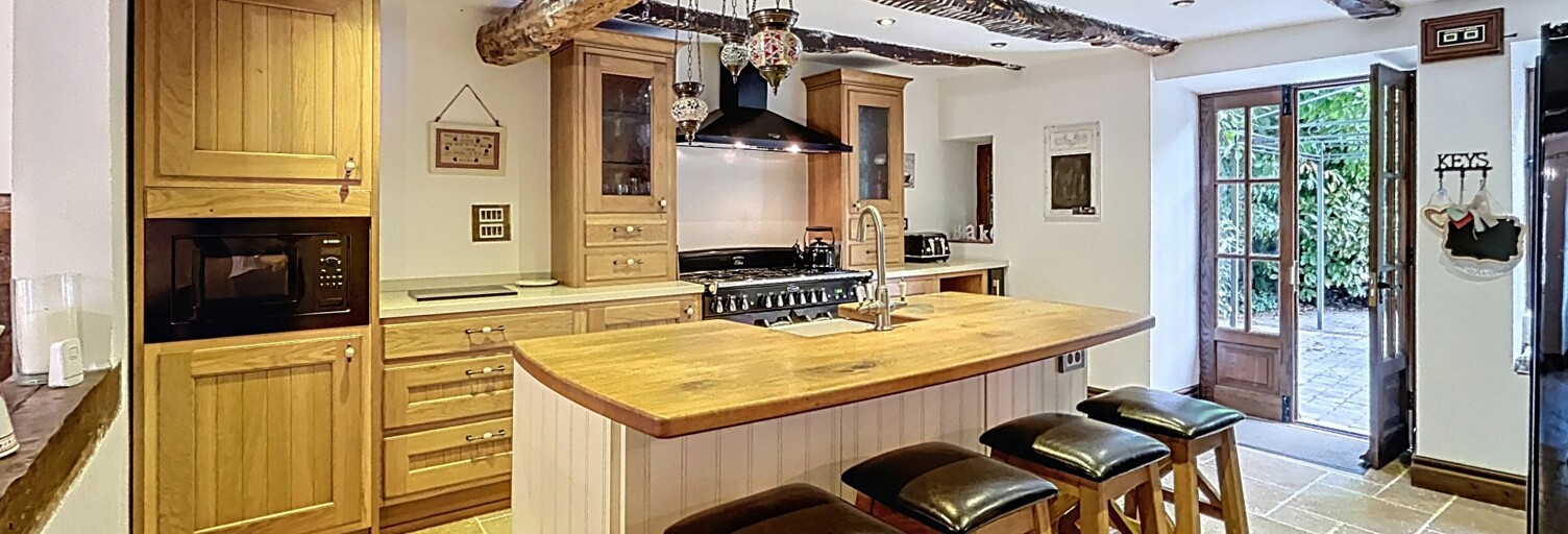 Maison 6 Pièces 152 m² à vendre à Chamboulive (19450)